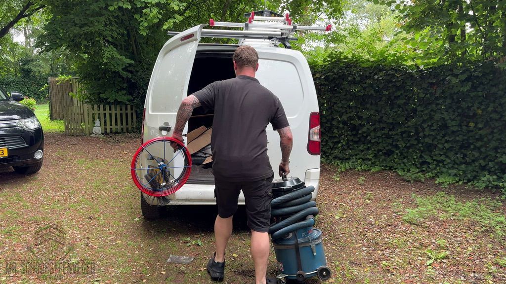 Schoorsteen onderhoud Oegstgeest ladder bus Schoorsteen onderhoud Oegstgeest ladder bus